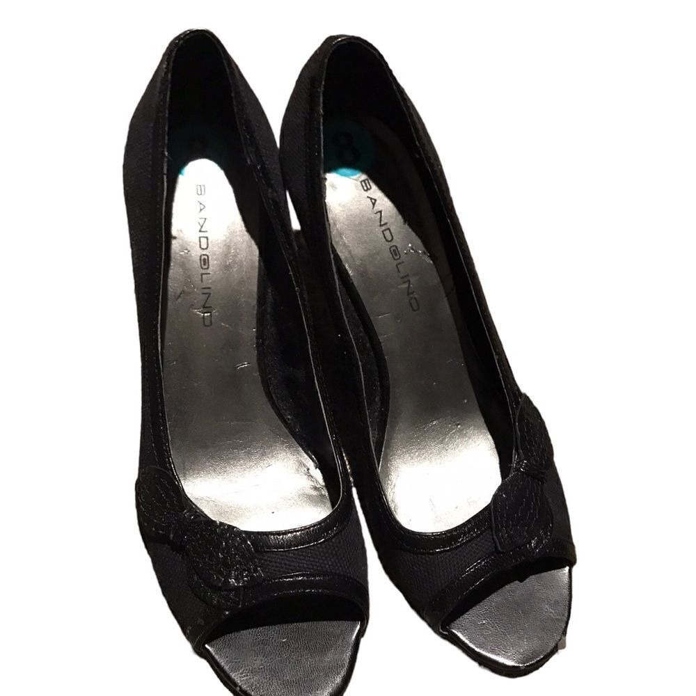 Bandolino size 8 peep toe pumps excellent condition